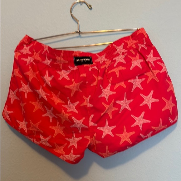 Red and Pink Star Pattern Athletic Shorts - Picture 5 of 8